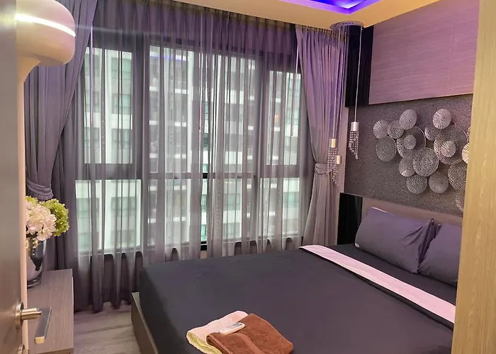 The Base Central Pattaya Super Condo