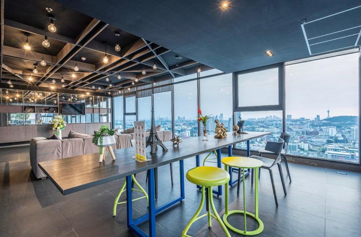 The Base Super อพาร์ทเม้น Pattaya